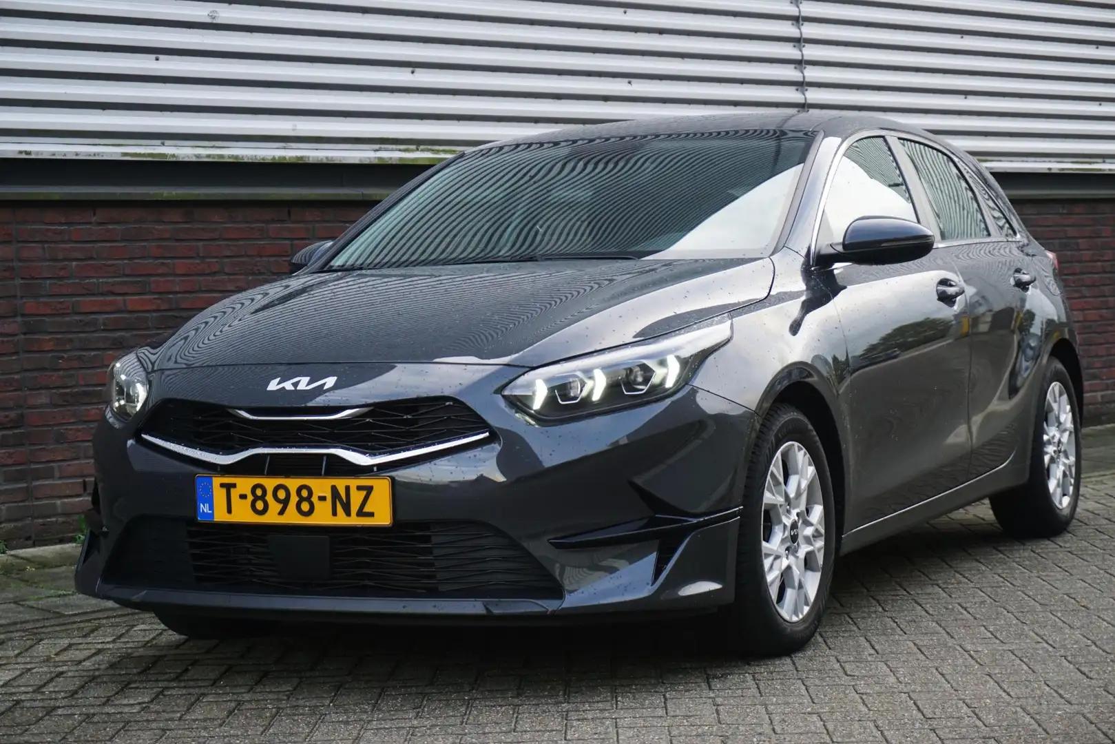 Kia Ceed / cee'd 1.0 T-GDi 120PK DynamicLine/Geen Importauto/ All-S Grigio - 1
