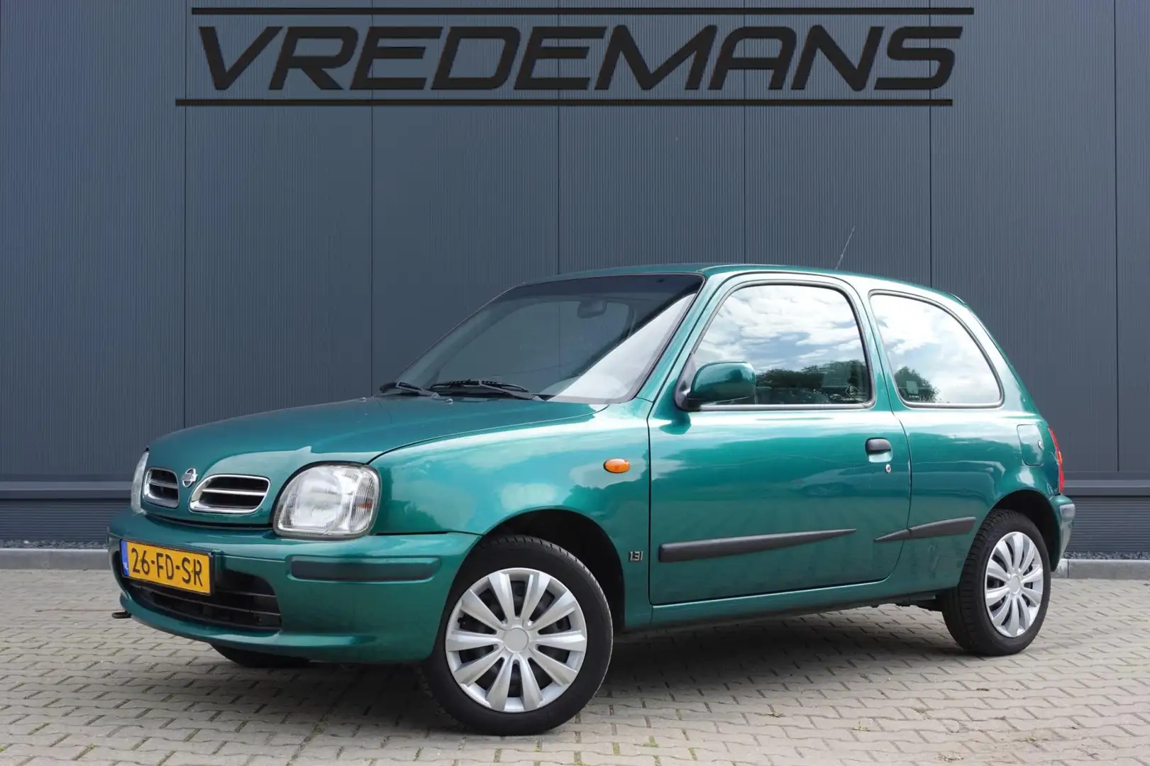 Nissan Micra 1.3 Lima Groen - 1
