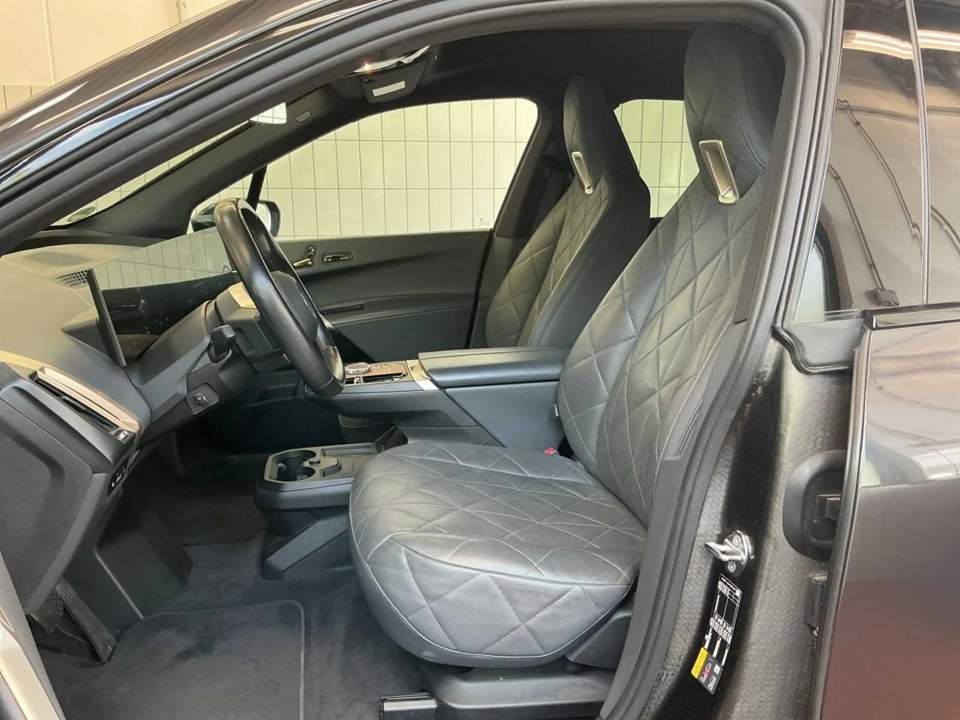 BMW iX xDrive40 Sportpaket + 2Jahre-BPS.-GARANTIE — photo 3