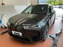 Bmw iX xDrive40 Sportpaket + 2Jahre BPS. GARANTIE