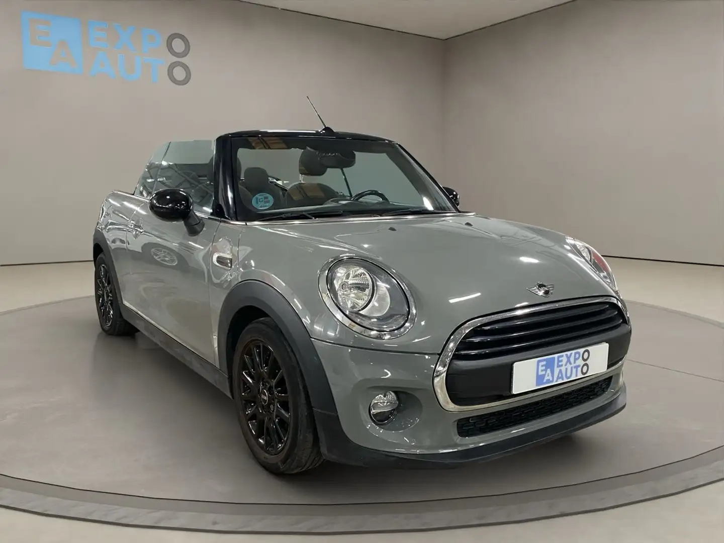 MINI One Cabrio Šedá - 1