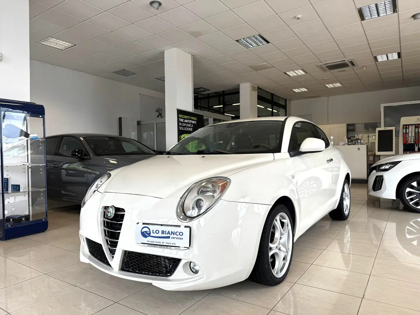 Alfa Romeo MiTo MiTo 1.6 jtdm Distinctive sport pack 120cv Bianco - 1