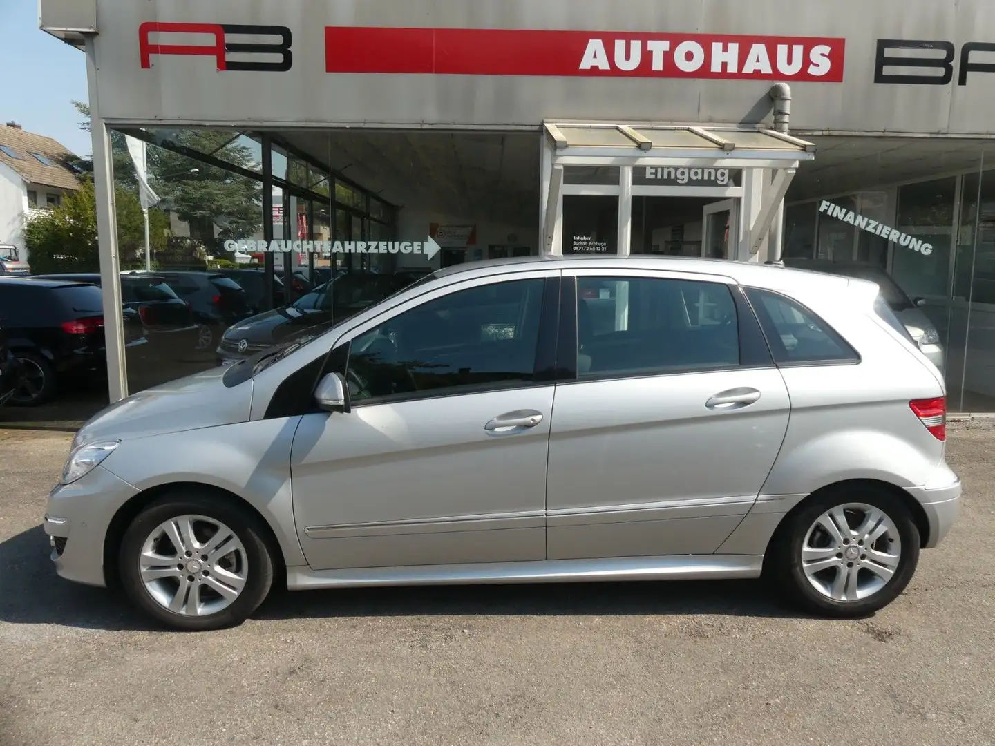 Mercedes-Benz B 180 CDI Automatik Silber - 1
