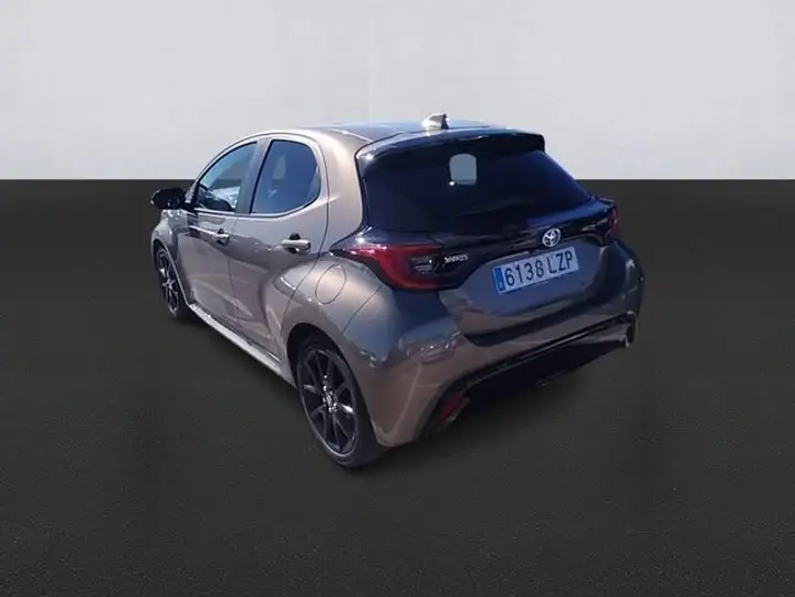 Toyota Yaris 1.5 Style 2022, foto 6