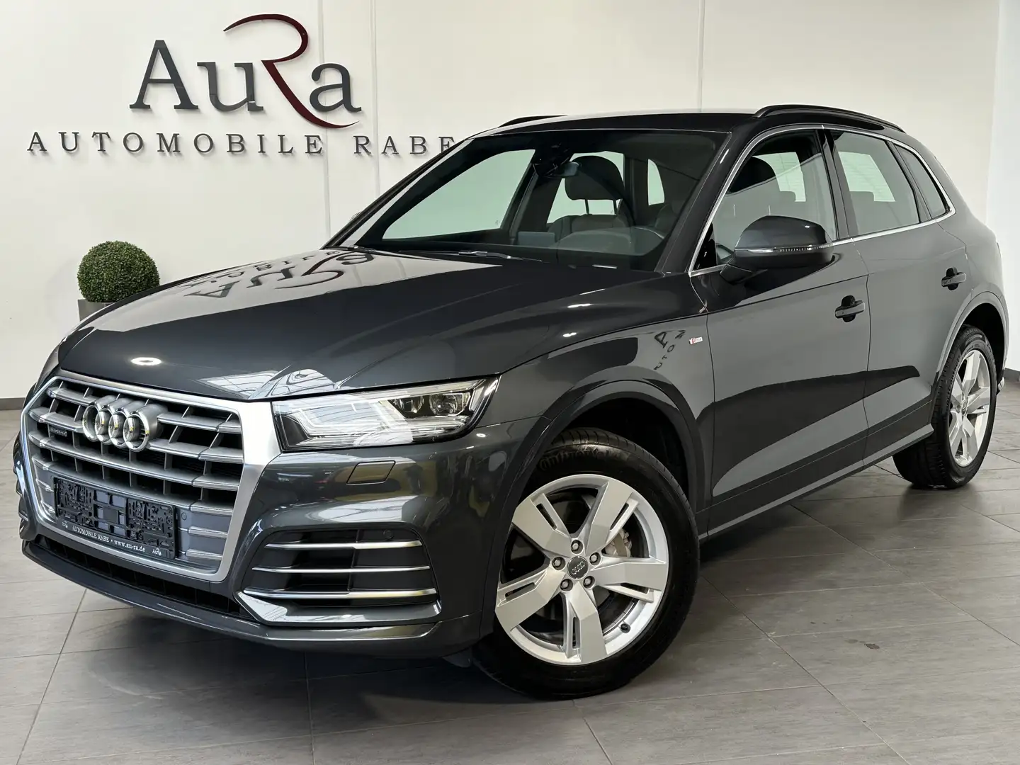 Audi Q5 40 TDI Qu S-Line NAV+LED+B&O+TEMPOMAT+19ZOLL Сірий - 2
