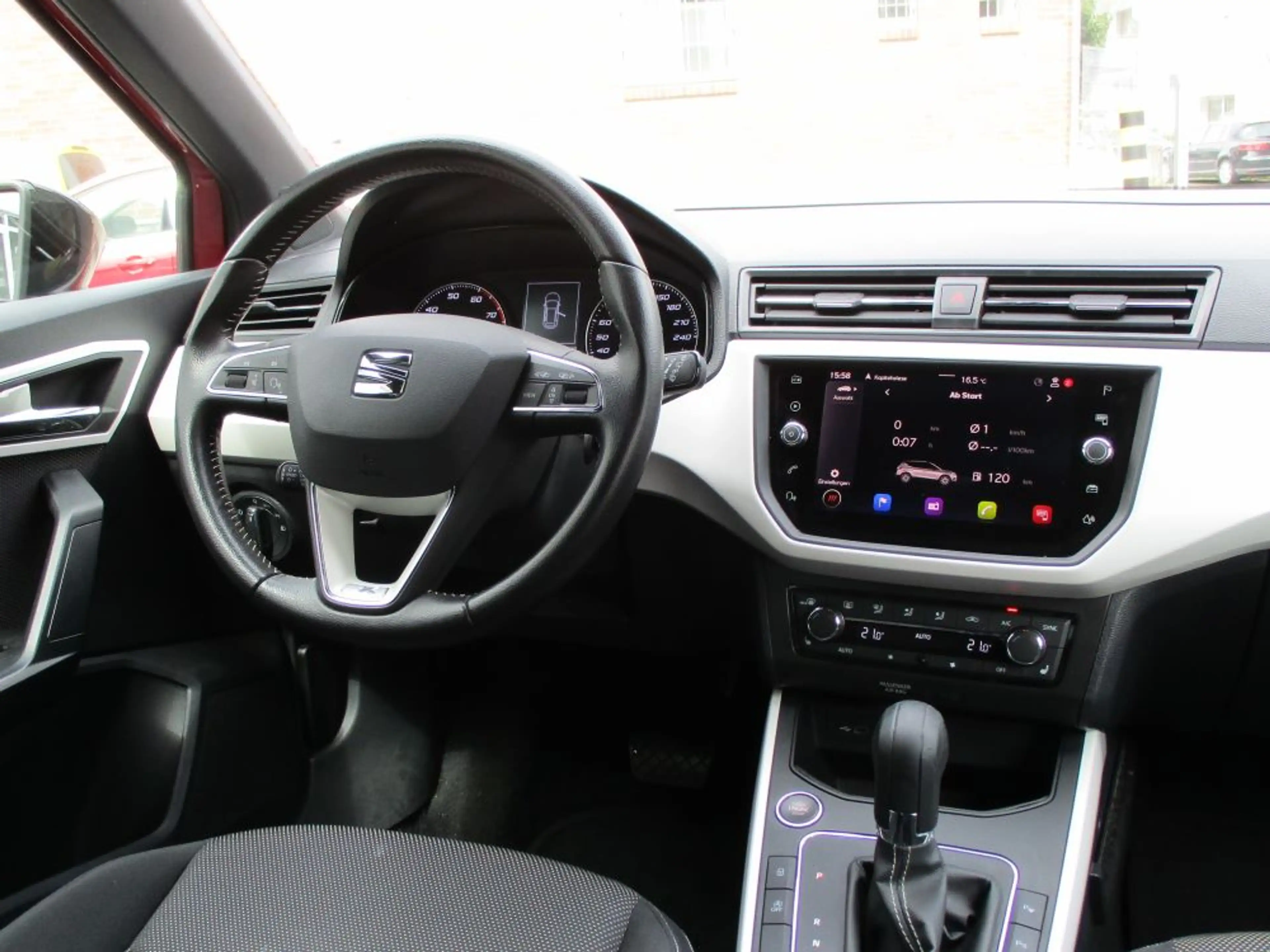 SEAT Arona Xcellence ACC*BLIS*LED*Navi*Kamera*KeyFree — photo 6
