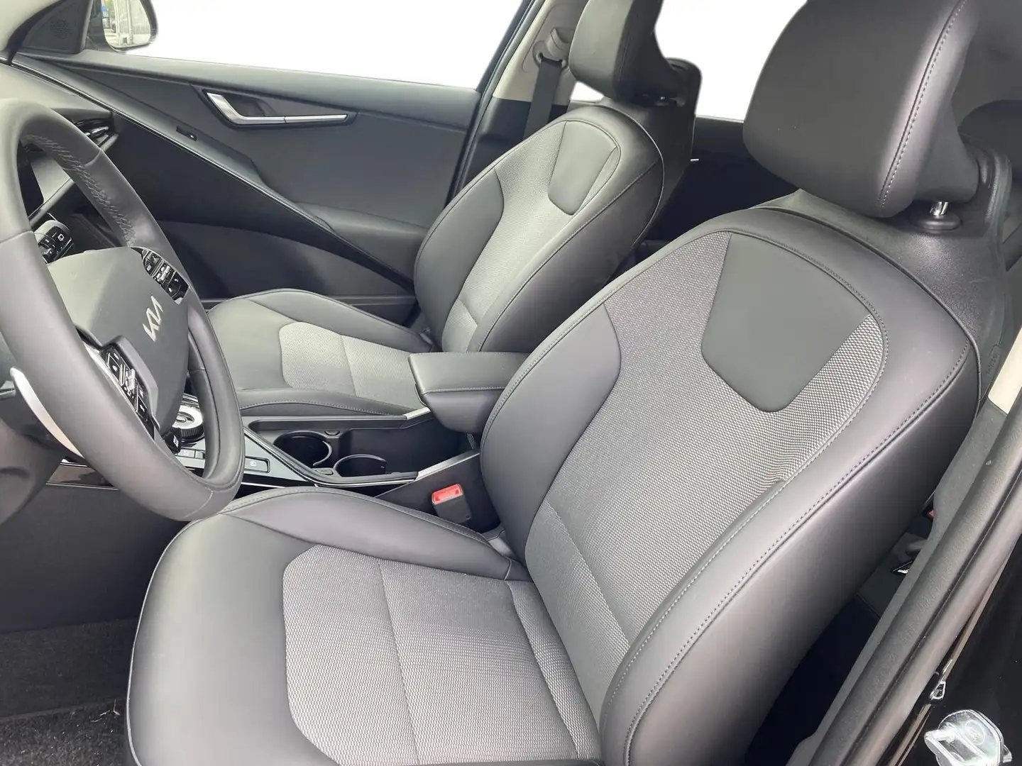 Kia Niro 1.6 GDi DCT HEV Evolution Black - 2