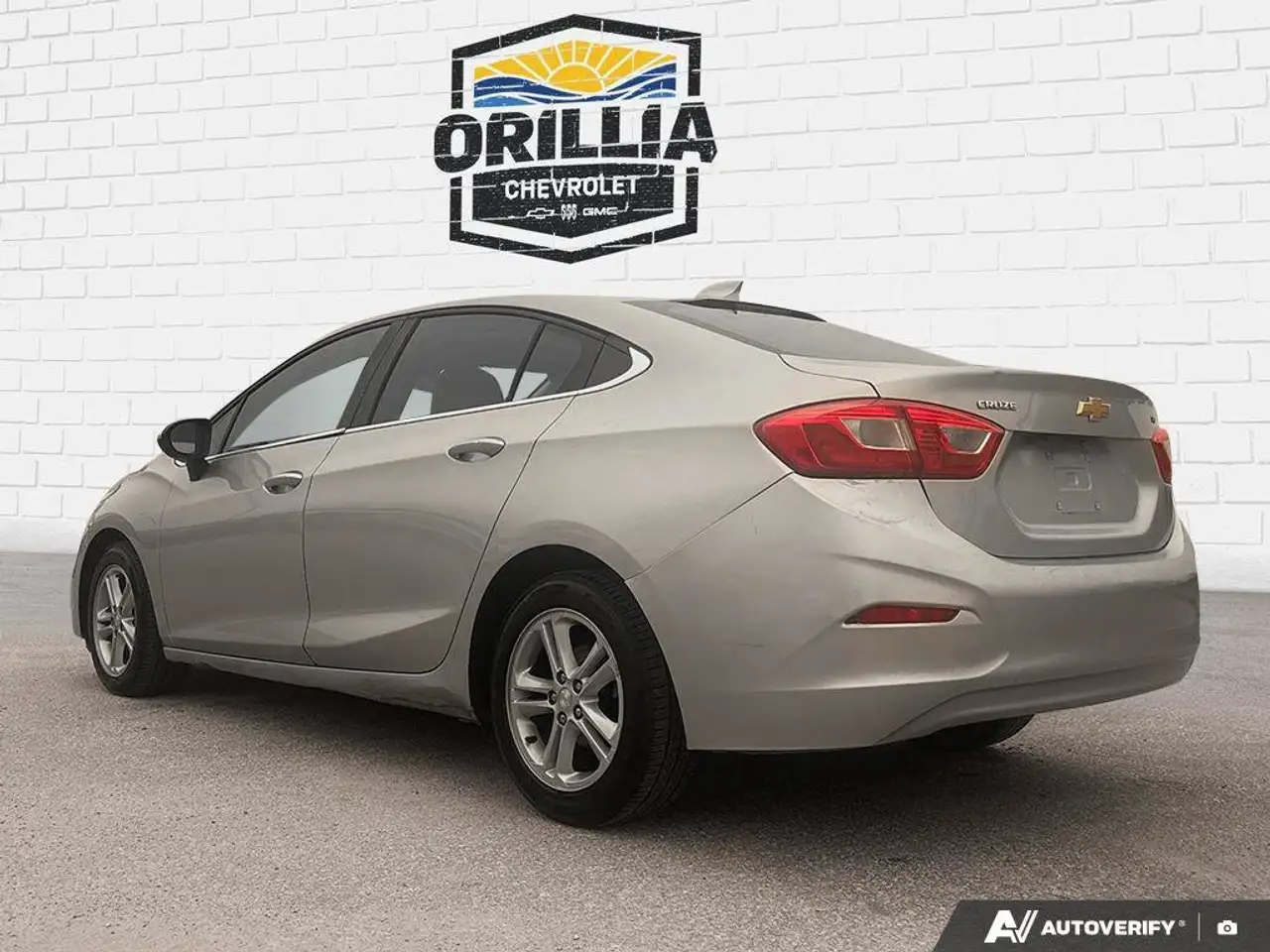 Chevrolet Cruze photo Chevrolet Cruze