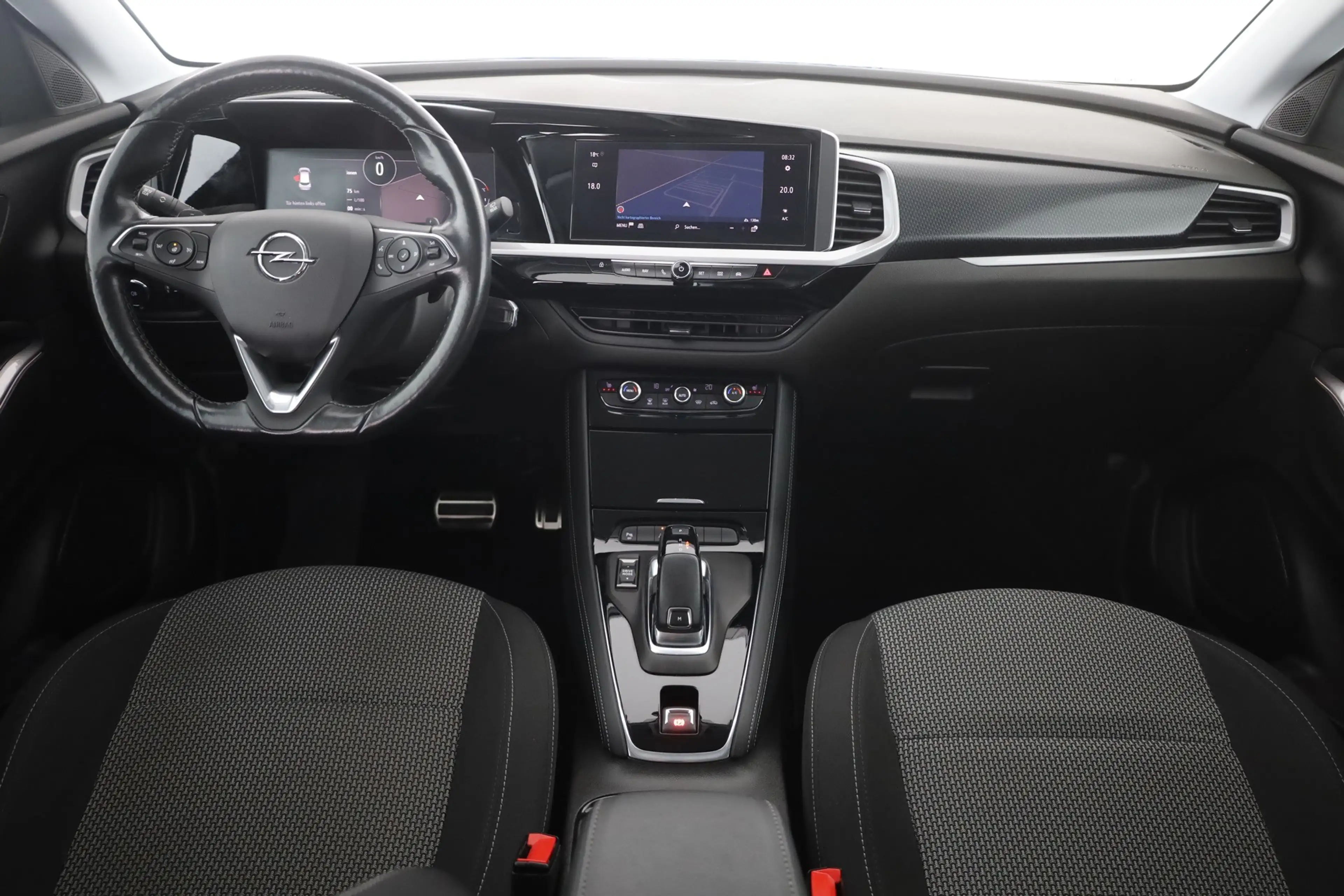Opel Grandland 1.2 Turbo Aut. GS Line LED Navi AHK — photo 9
