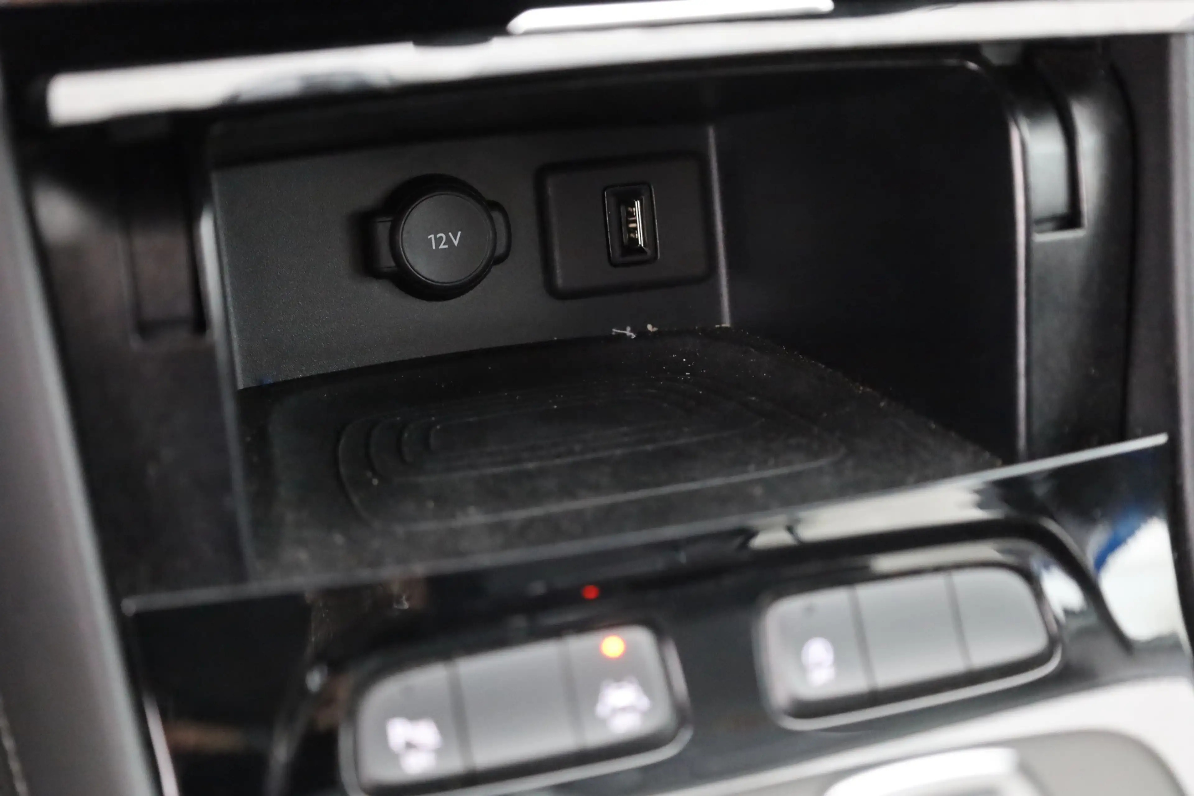 Opel Grandland 1.2 Turbo Aut. GS Line LED Navi AHK — photo 13