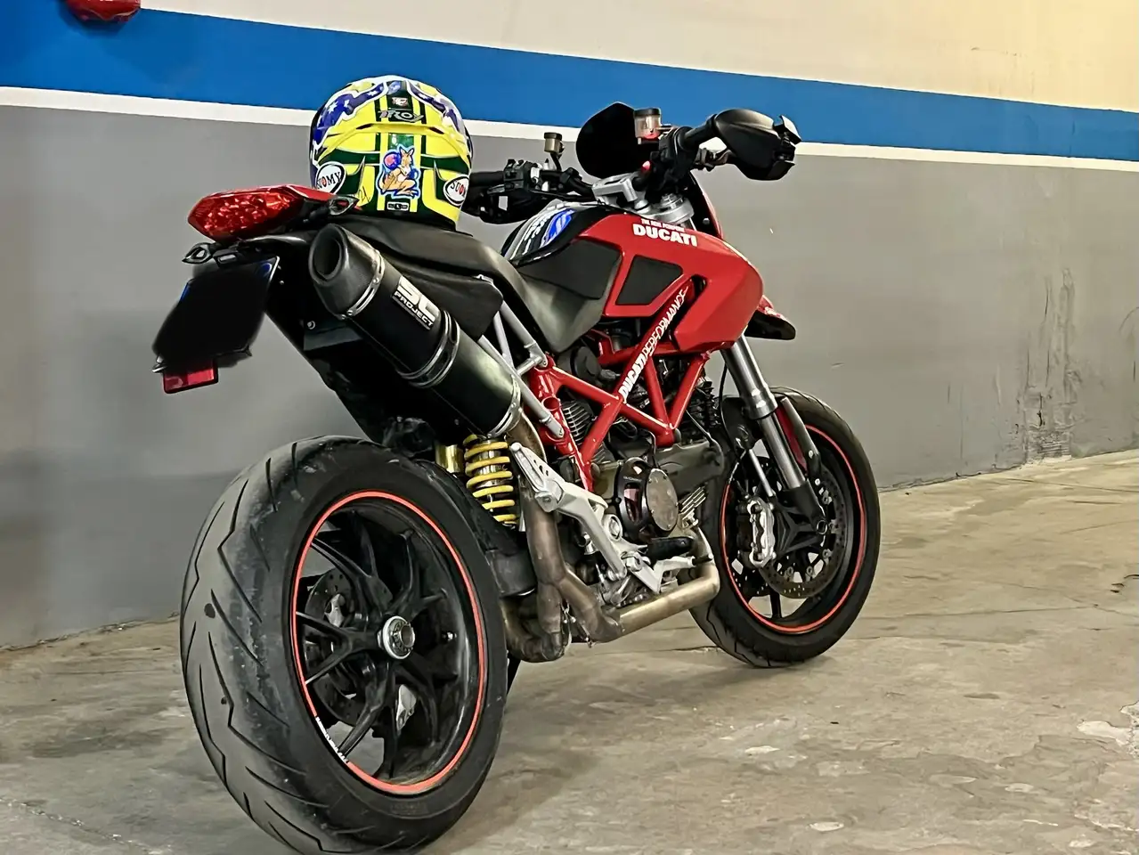 Ducati Hypermotard 1100