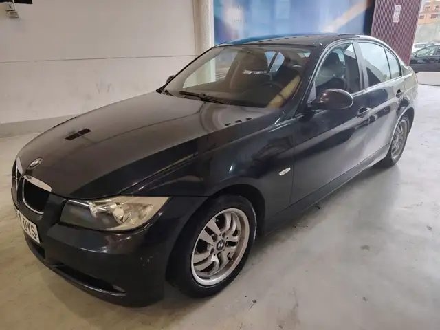 BMW 318 318i