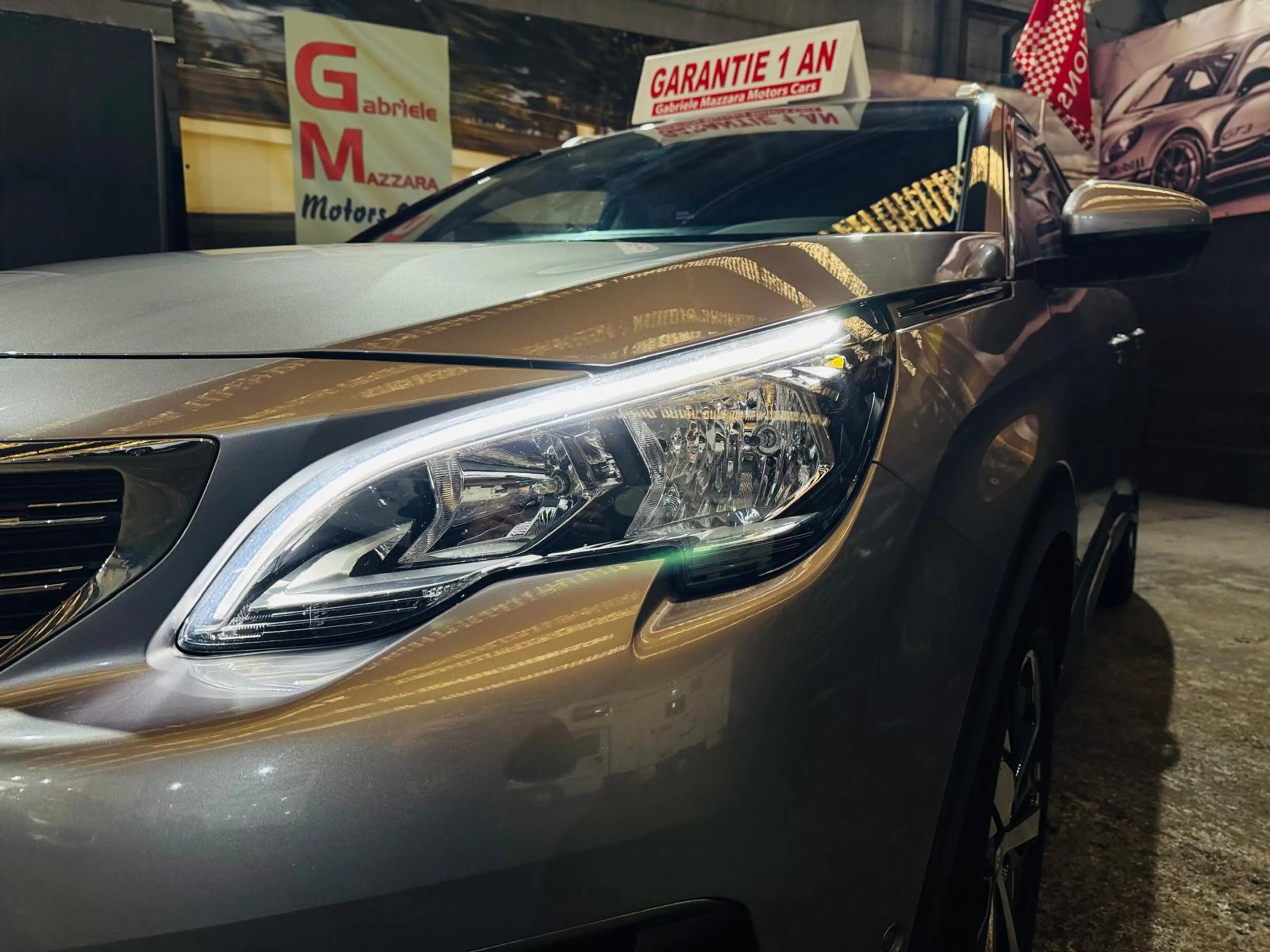 Peugeot 5008 5008 1.5 BlueHDi Allure 7Places Cuir GPS Caméra Xénon LED CarPlay — photo 10