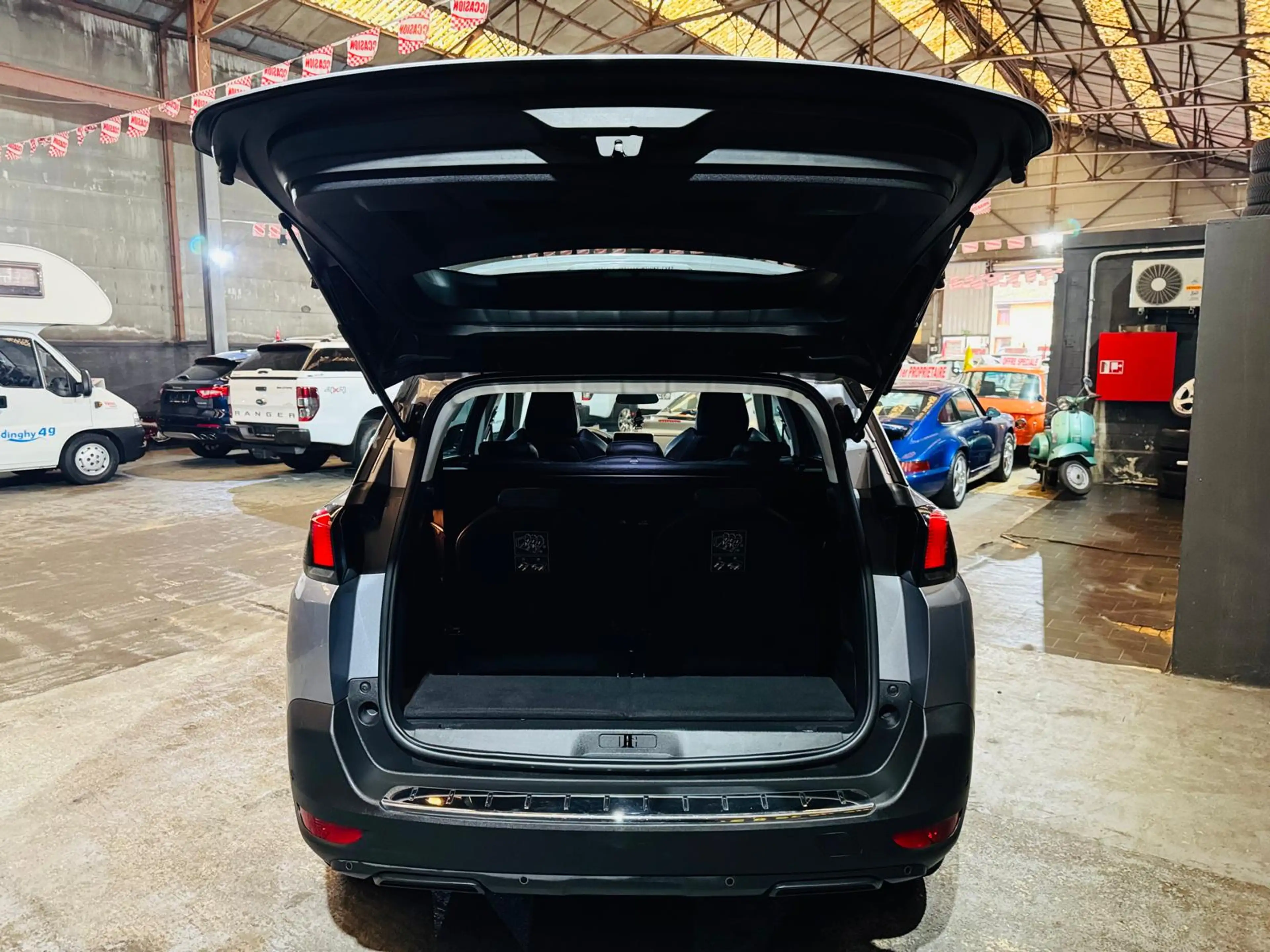 Peugeot 5008 5008 1.5 BlueHDi Allure 7Places Cuir GPS Caméra Xénon LED CarPlay — photo 8