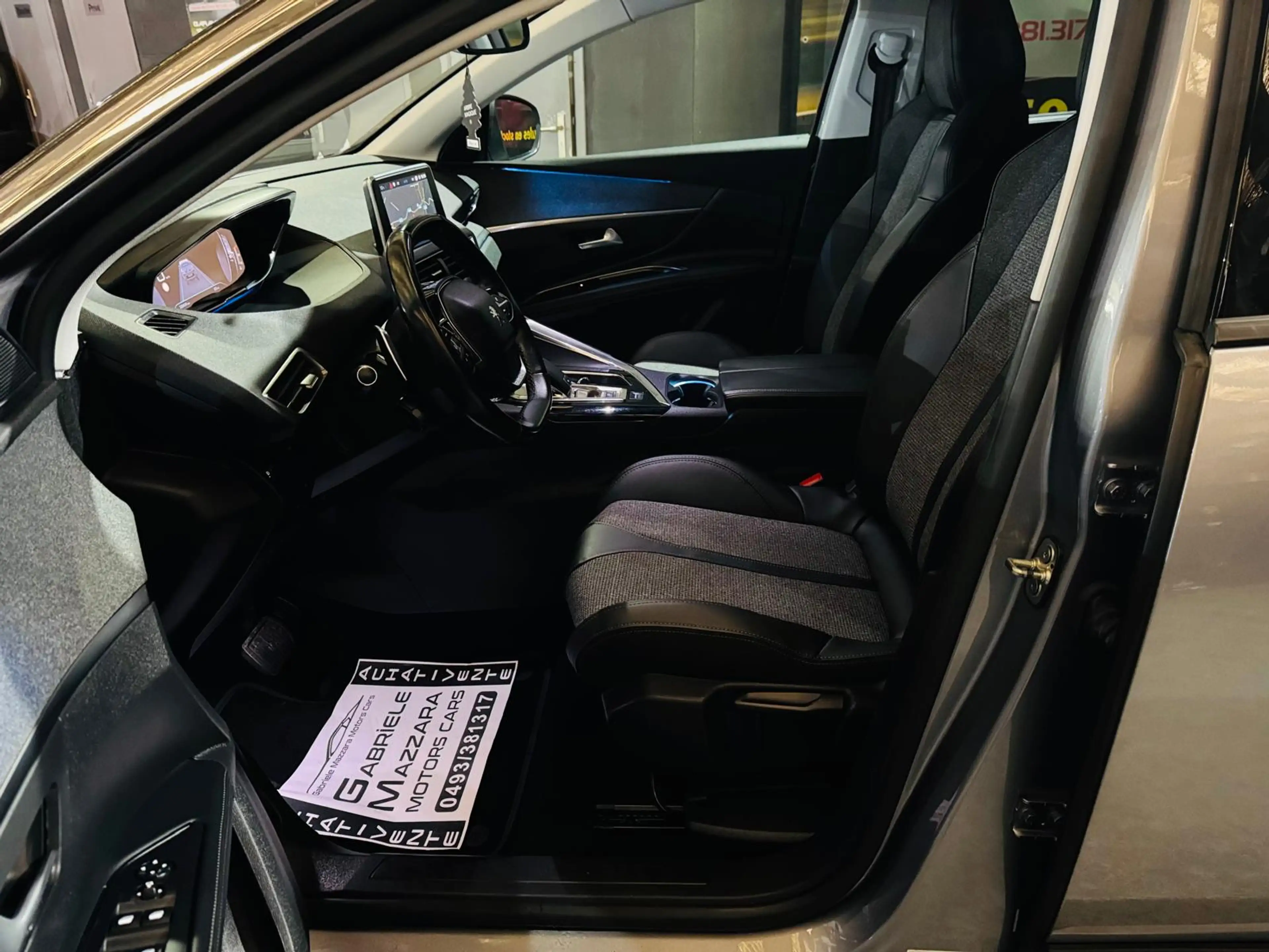 Peugeot 5008 5008 1.5 BlueHDi Allure 7Places Cuir GPS Caméra Xénon LED CarPlay — photo 12