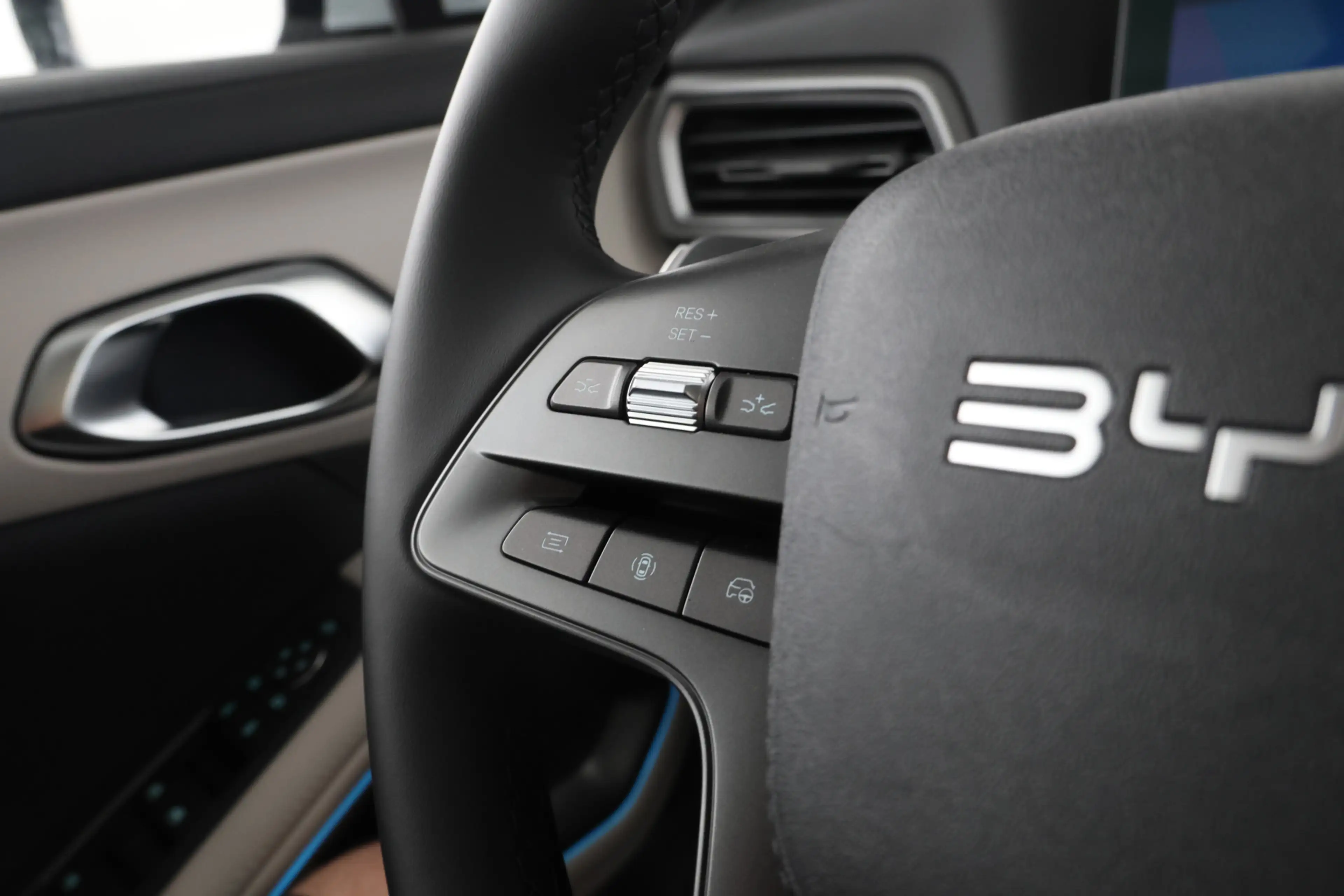 BYD Atto 2 1.5 DM-i Boost Bom vol opties! Fabrieksnieuw! — photo 28