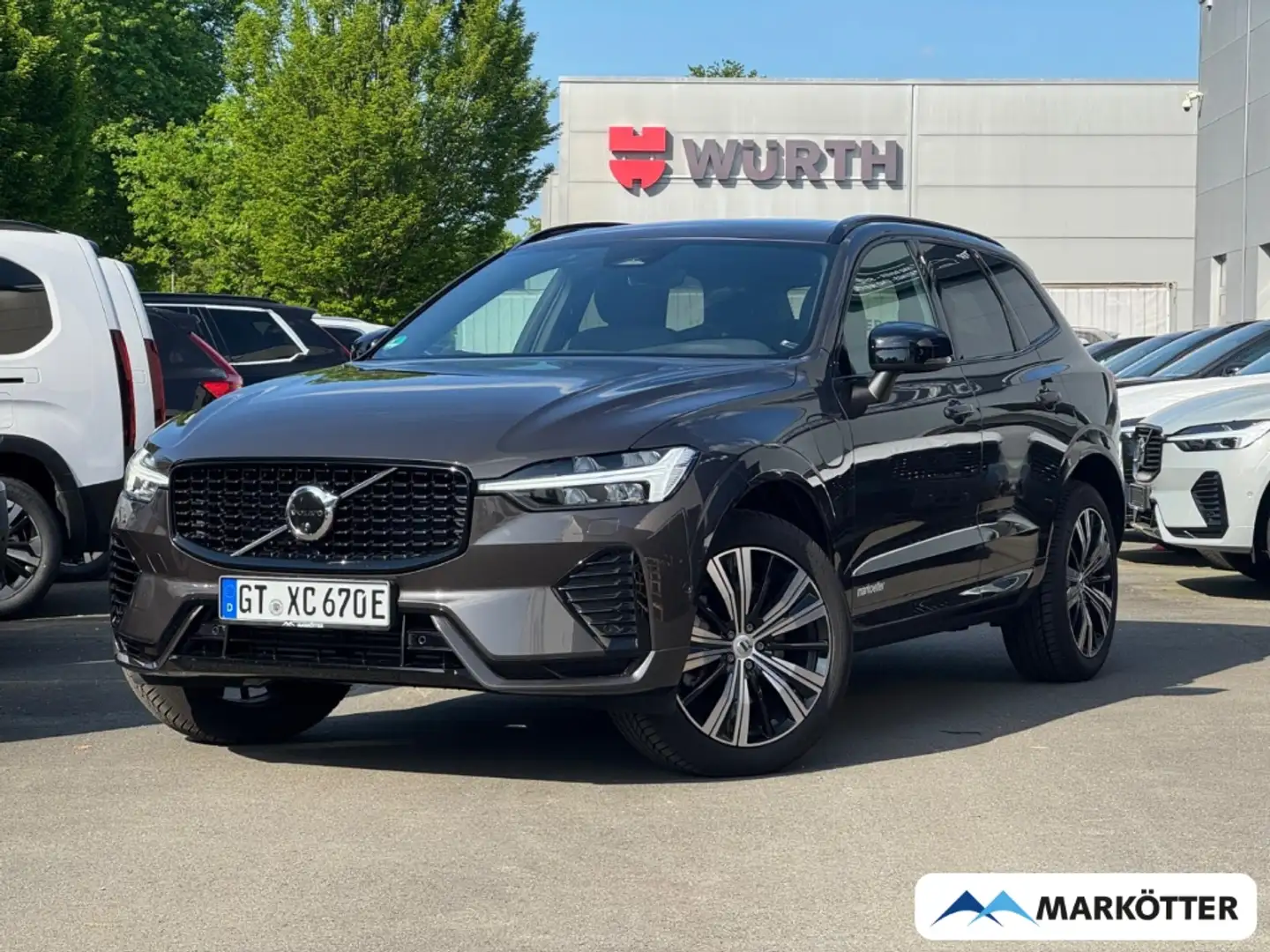 Volvo XC60 Plus Dark Recharge Plug-In Hybrid AWD T6 Grau - 1