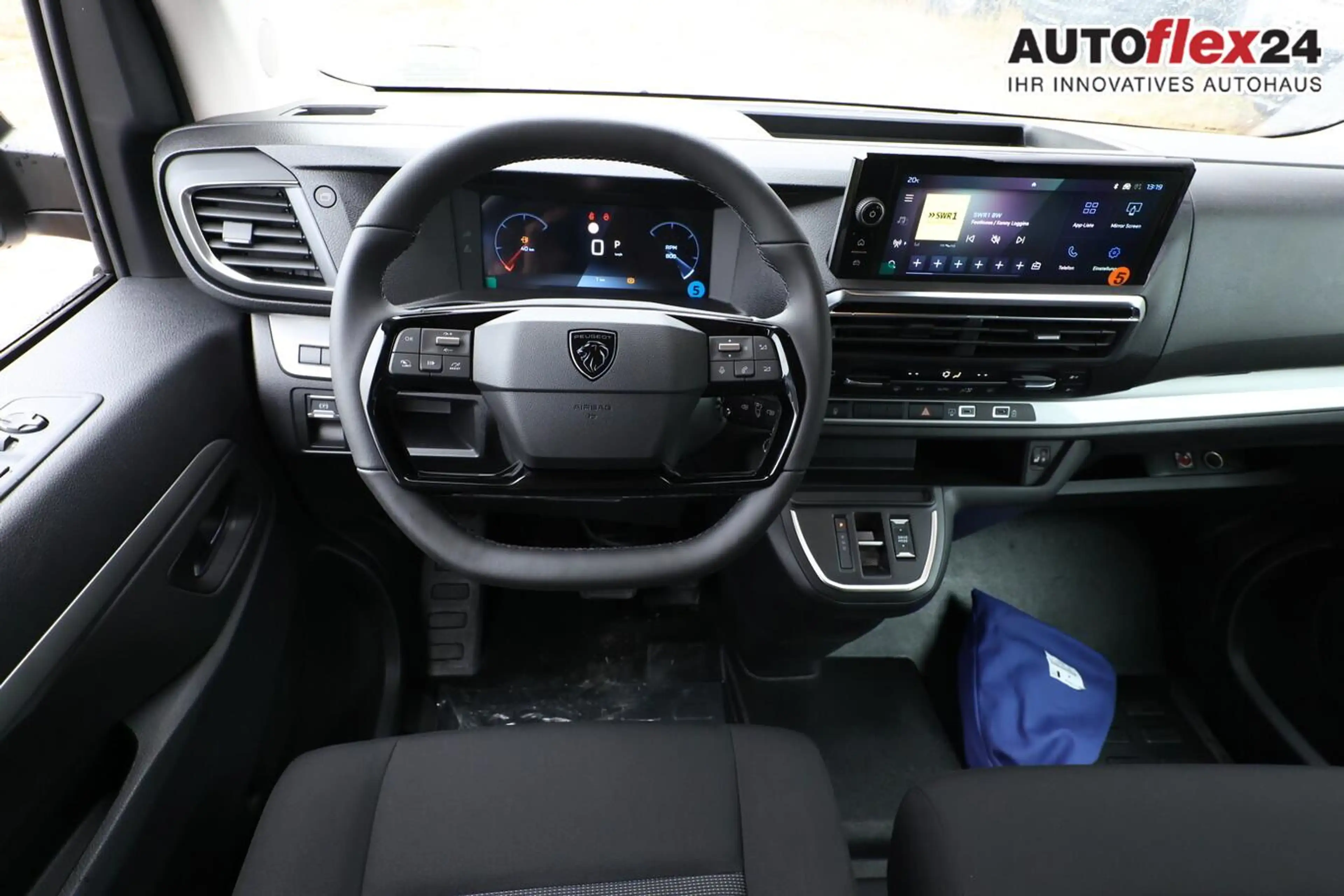 Peugeot Traveller Active L3 9S KlimaP AHK SHZ CarP LED 132 kW (17... — photo 6