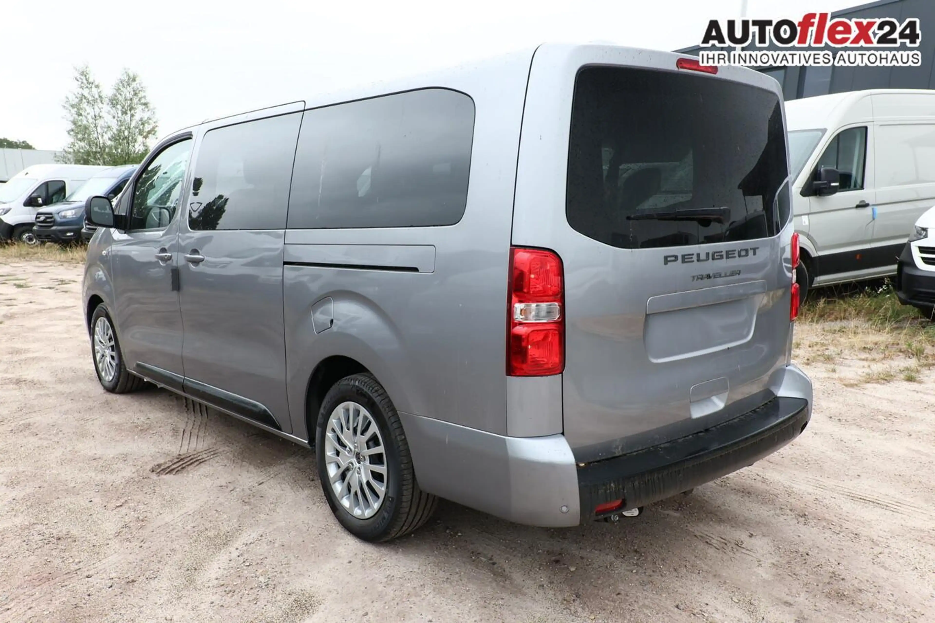 Peugeot Traveller Active L3 9S KlimaP AHK SHZ CarP LED 132 kW (17... — photo 3