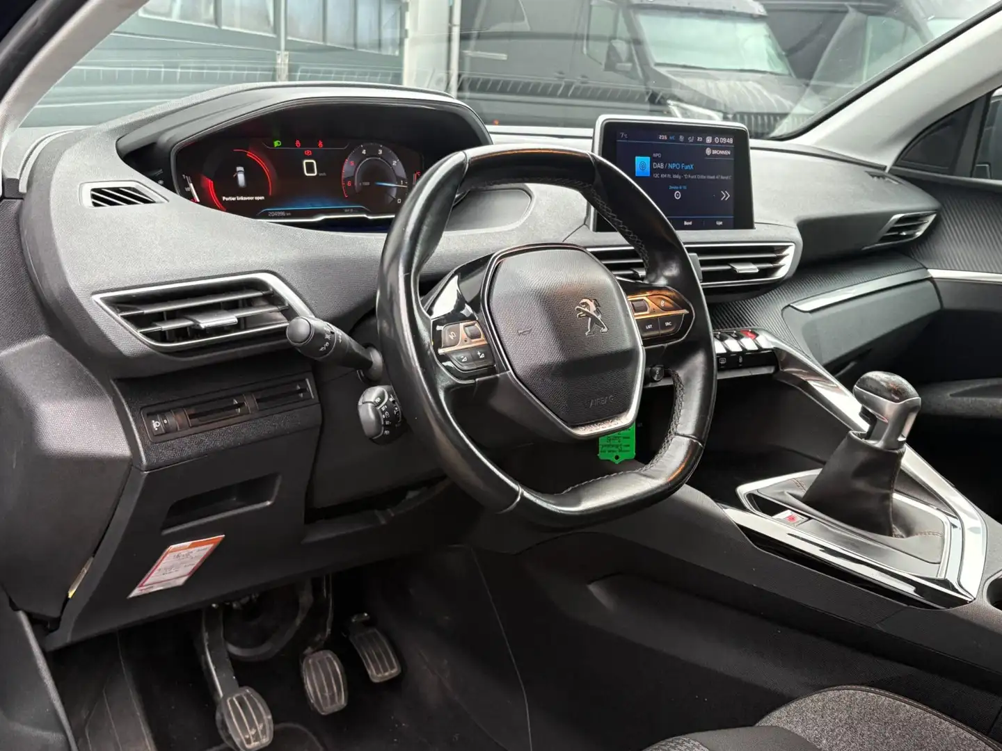 Peugeot 3008 1.6 BlueHDi 120pk Navi Camera Carplay € 11.400,- N Schwarz - 2