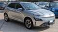 Hyundai KONA EV EXCLUSIVE 39KWH SPORT 136cv CAMBIO AL VOLANTE Gris - thumbnail 2