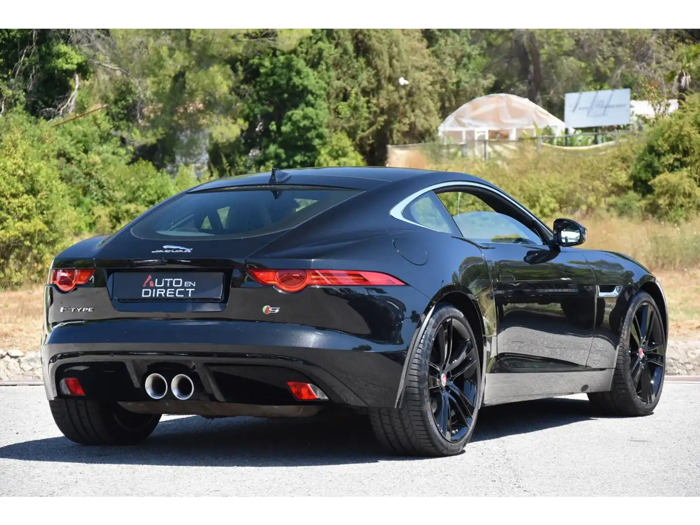 Jaguar F-Type F-Type Coupé 3.0i V6 - BVA Quickshift - Stop/Start F-TYPE COUPE S PHASE 1 Zwart - 2