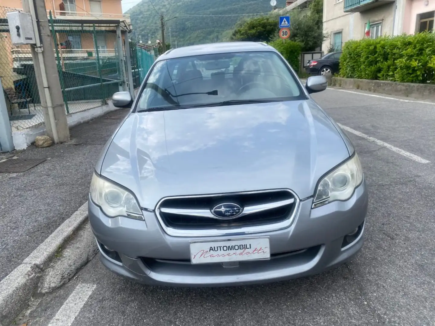 Subaru Legacy 2.0R 16V SW AT 77GP Bi-F. Bl. L. Argento - 2