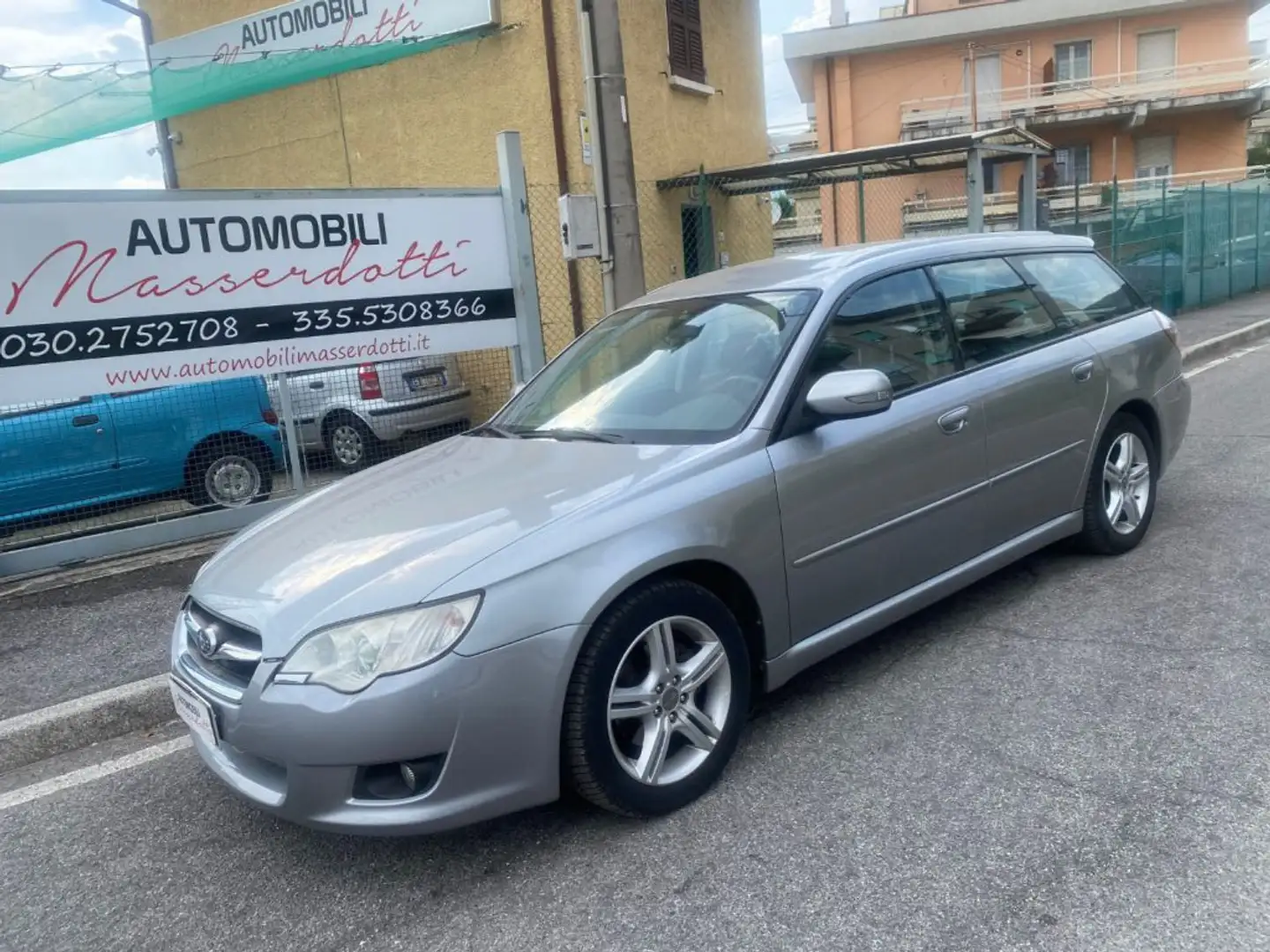 Subaru Legacy 2.0R 16V SW AT 77GP Bi-F. Bl. L. Argento - 1