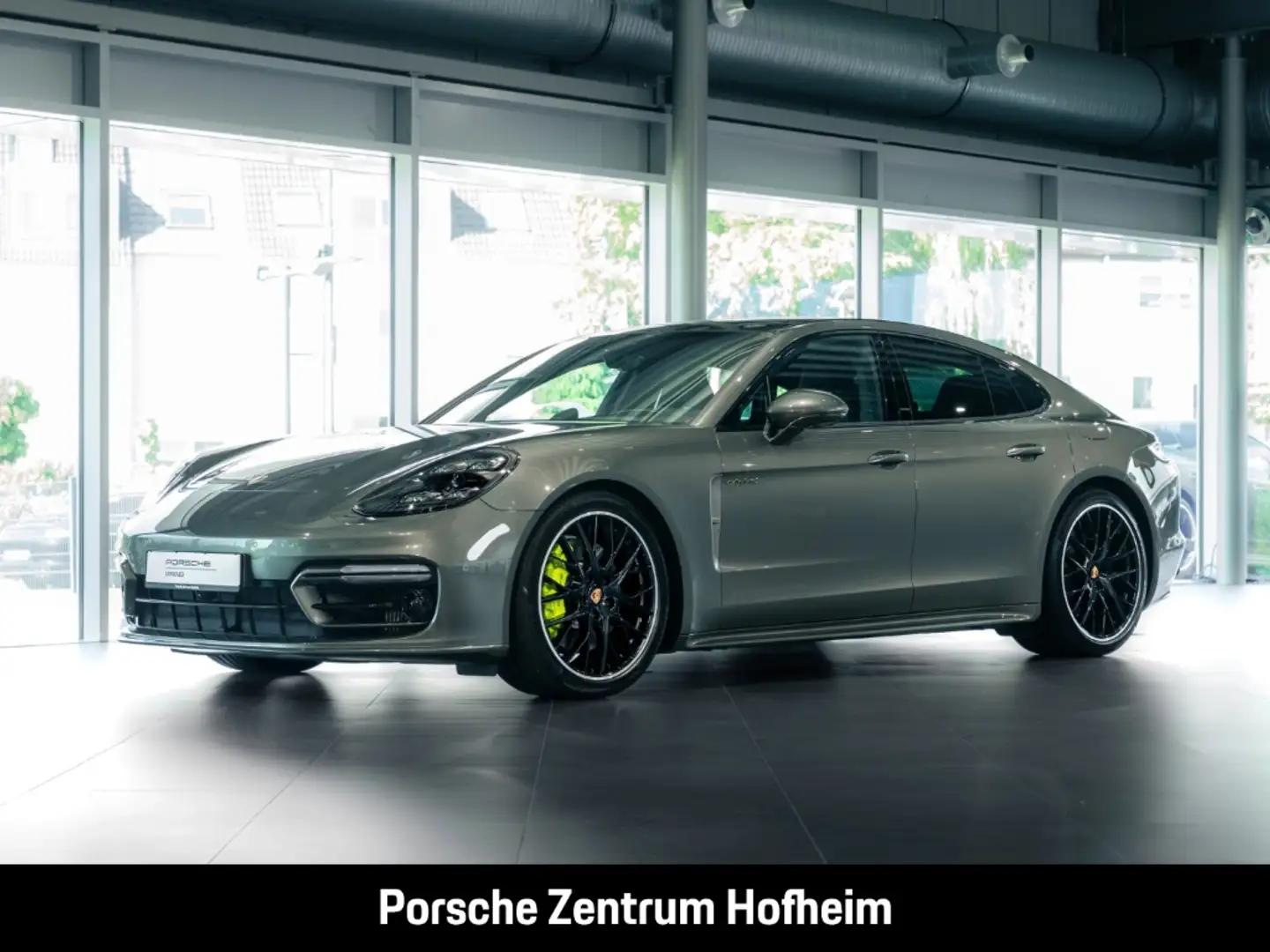 Porsche Panamera 4 E-Hybrid Platinum Edition Sportabgas Grün - 1