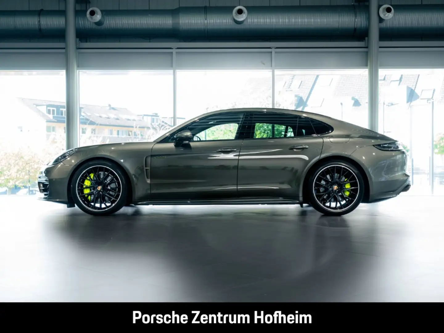 Porsche Panamera 4 E-Hybrid Platinum Edition Sportabgas Grün - 2