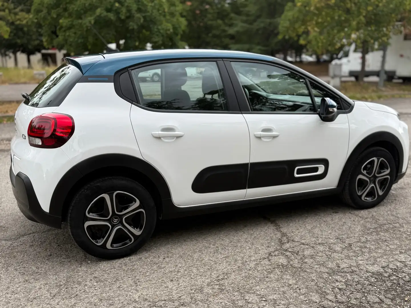 Citroen C3 C3 III 2017 1.2 puretech Shine Pack s Bianco - 1