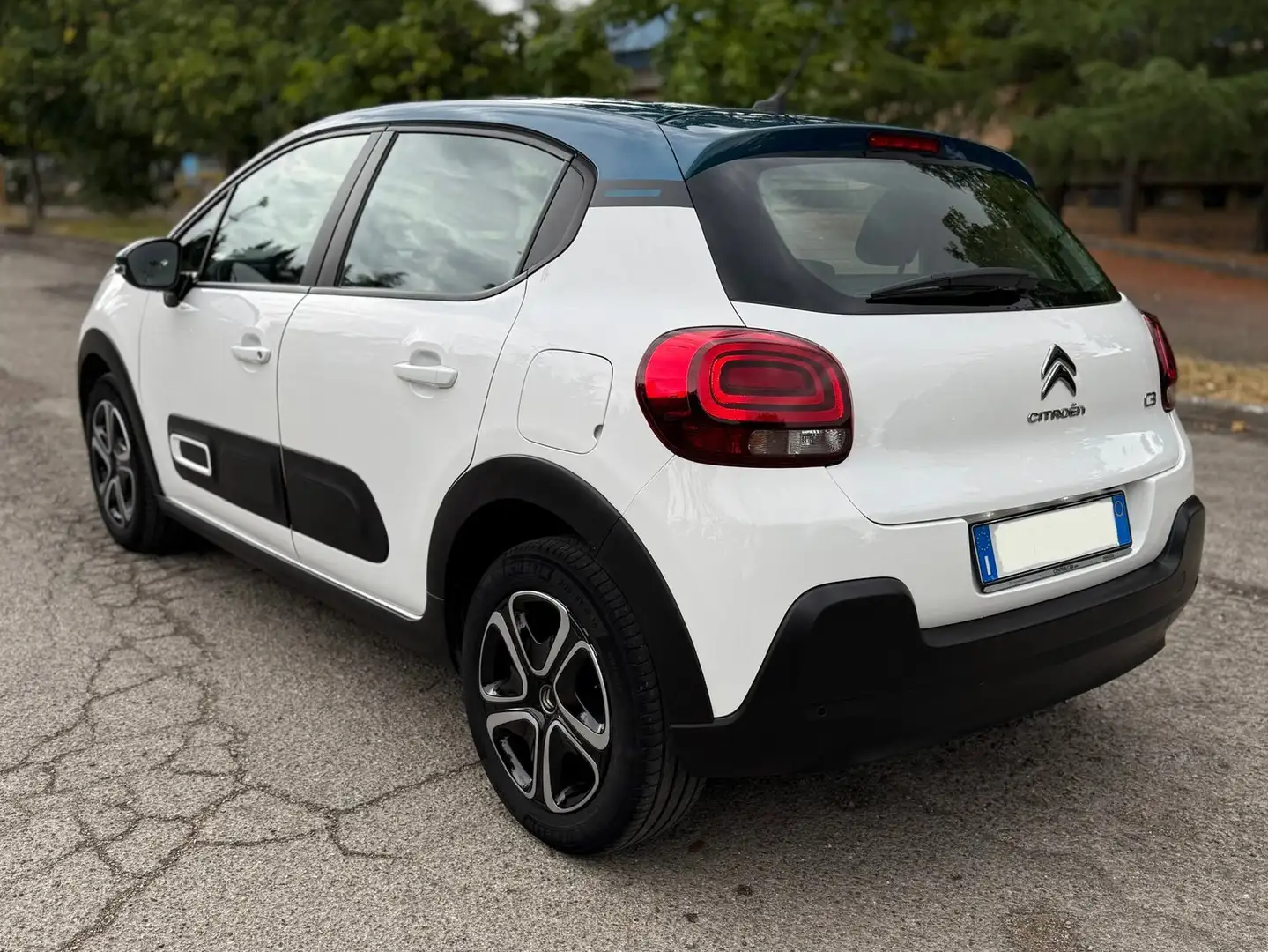 Citroen C3 C3 III 2017 1.2 puretech Shine Pack s Bianco - 2
