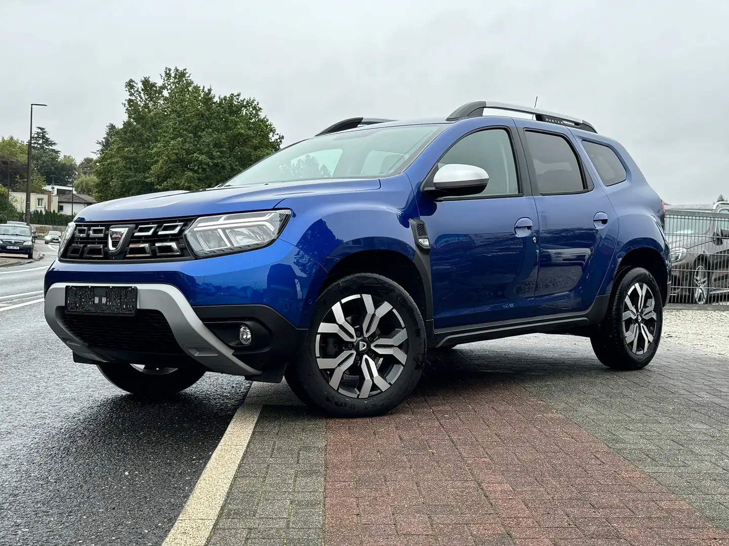 Dacia Duster Prestige 360°Kam Navi LED Unfallfrei Totwinkel Blau - 1