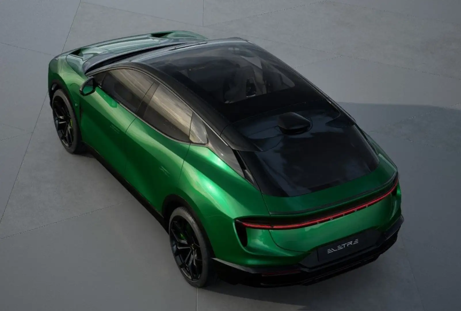 Lotus Eletre S Executive Verde - 2