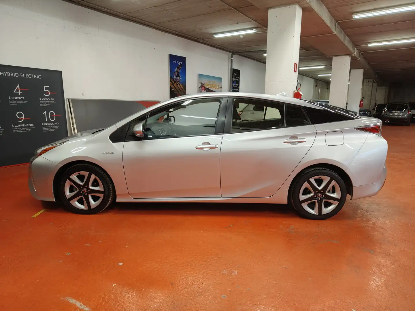 Toyota Prius 1.8h 122 cv Style ecvt Silber - 2