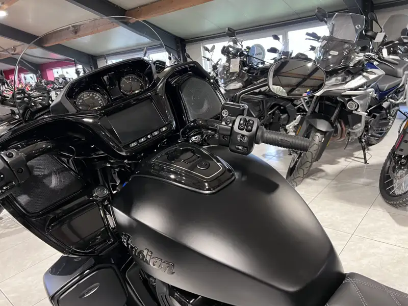 Indian Pursuit DARK HORSE - foto 6