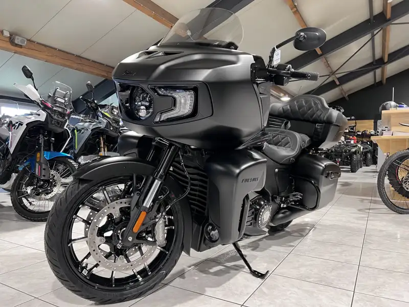 Indian Pursuit DARK HORSE - foto 2