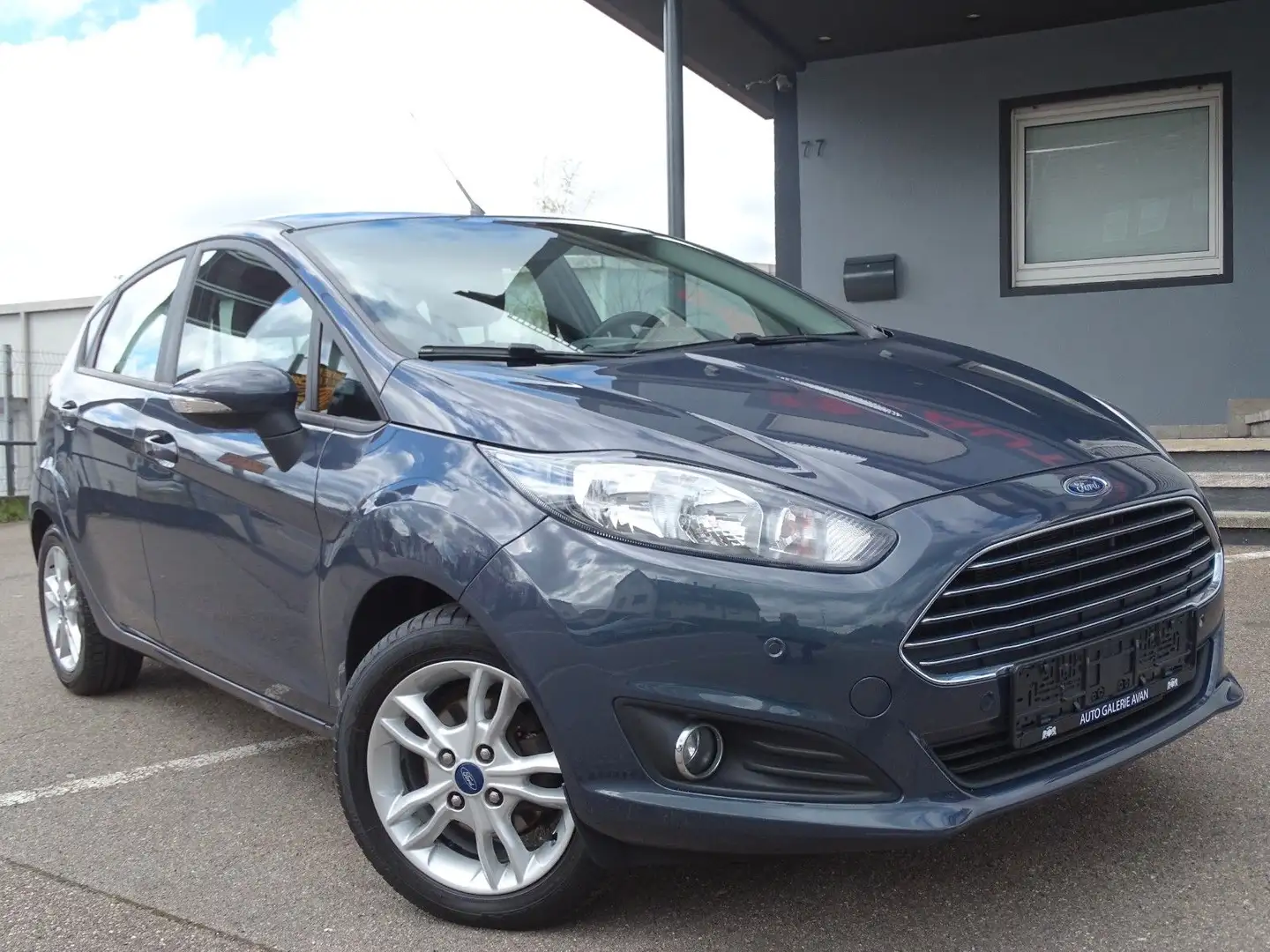 Ford Fiesta FIESTA 1,0 SYNC EDITION Gris - 2