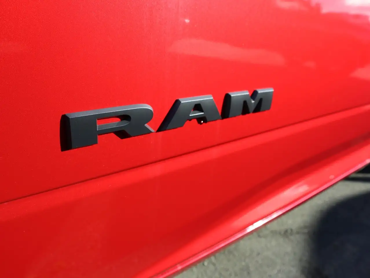RAM 3500 снимка RAM 3500