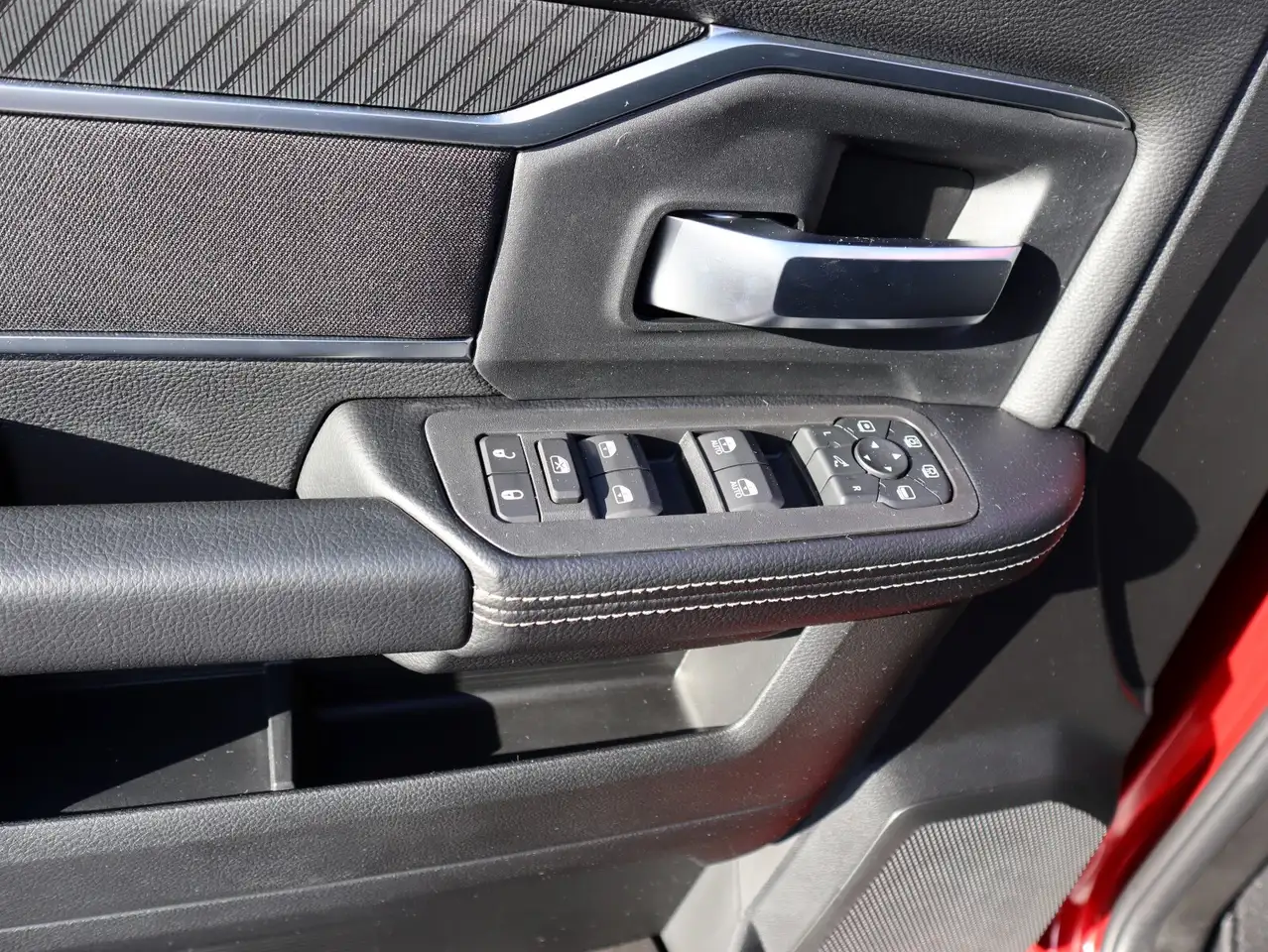 RAM 3500 снимка RAM 3500
