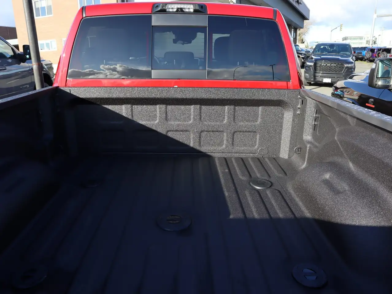 RAM 3500 снимка RAM 3500