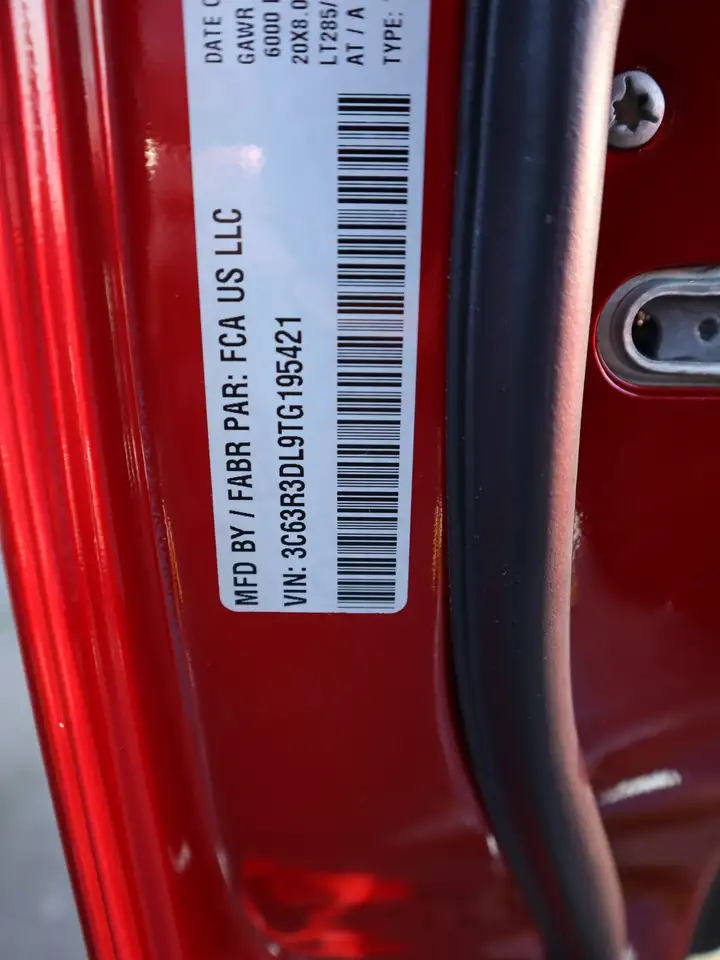 RAM 3500 снимка RAM 3500