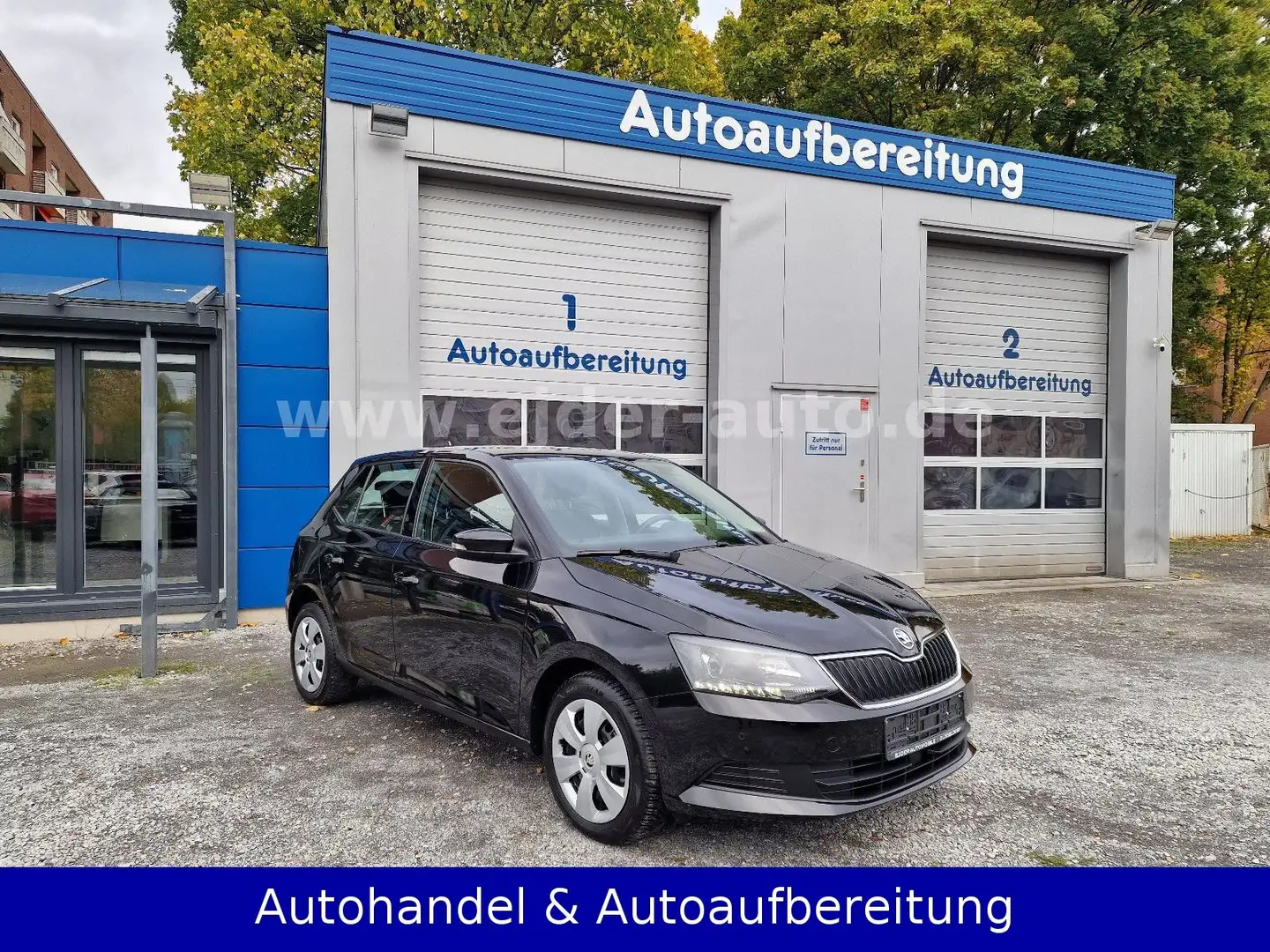 Skoda Fabia 1.0 Ambition *SCHECKHEFT*INSP. BEI SKODA* Noir - 1