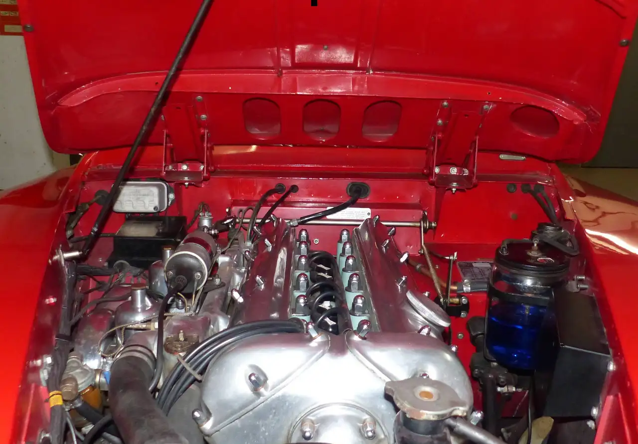 Jaguar XK 150 OTS, foto 2