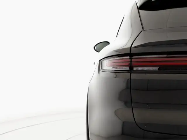 Porsche Cayenne view 24