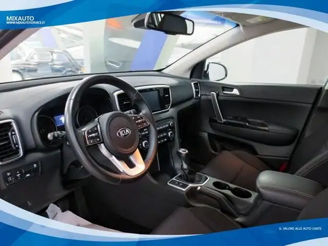 Kia Sportage view 3