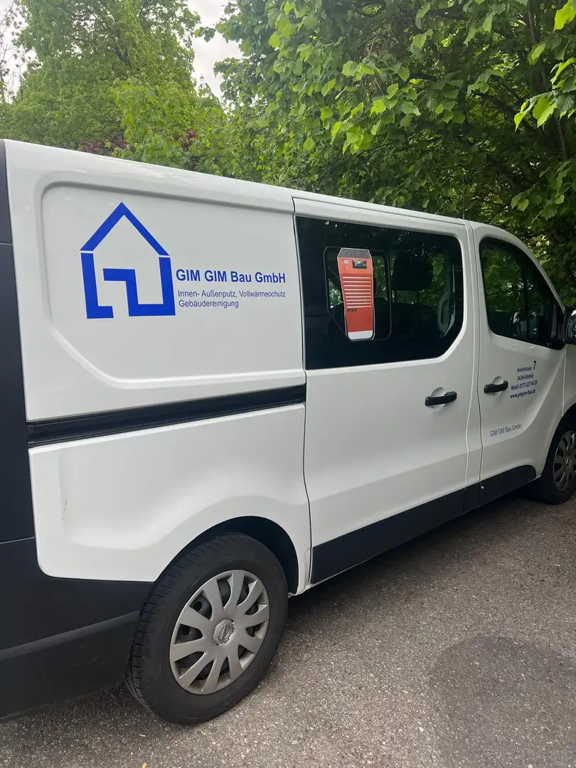 Nissan NV300 - 2