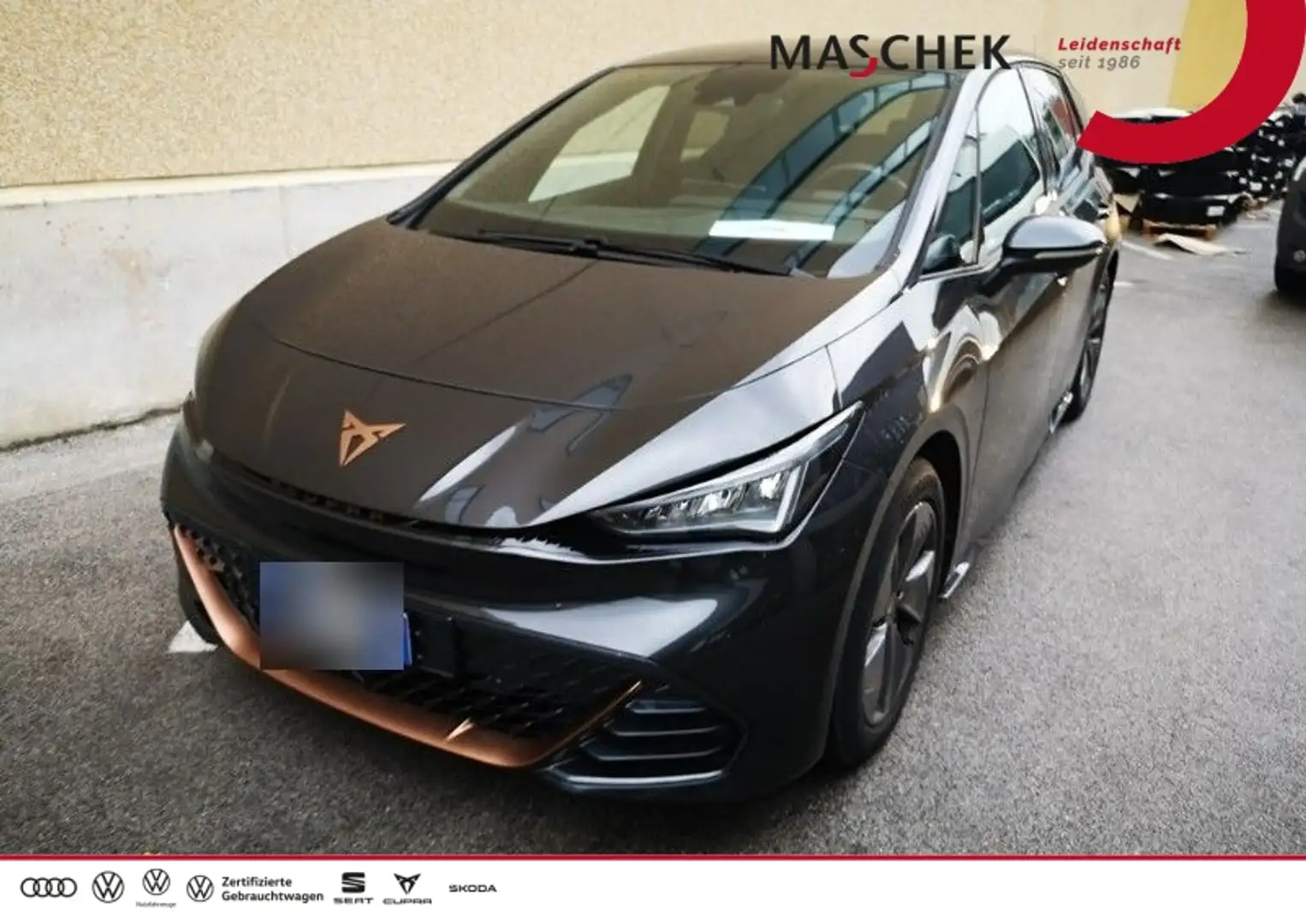 CUPRA Born Navi ACC Keyless RearView Ambienteb ACC AUT Grau - 1