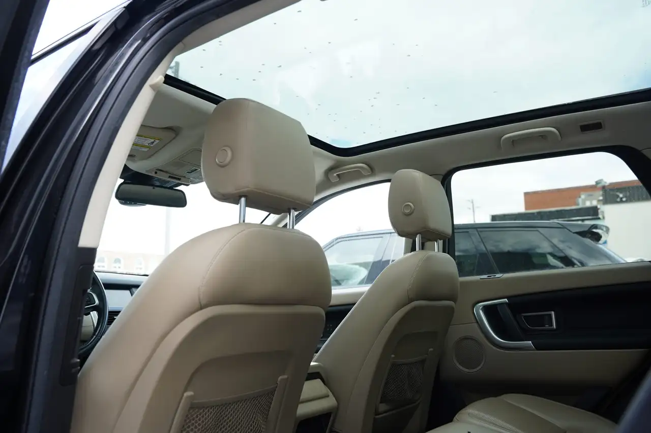 Land Rover Discovery Sport снимка Land Rover Discovery Sport