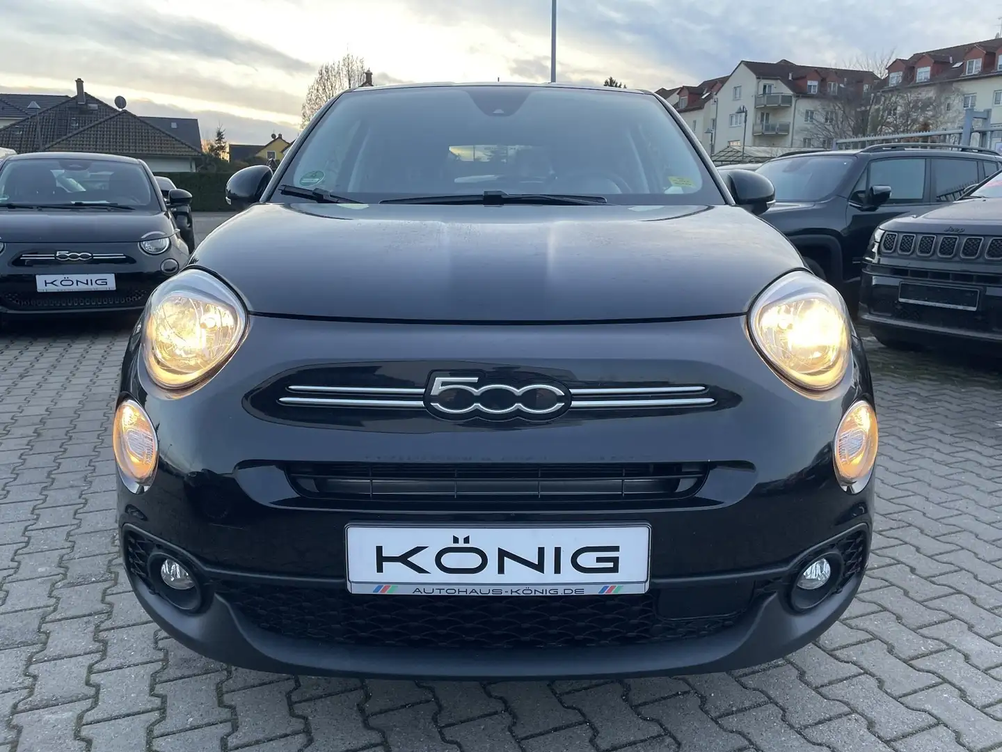 Fiat 500X 1,5 CLUB 130 PS Automatik Schwarz - 2
